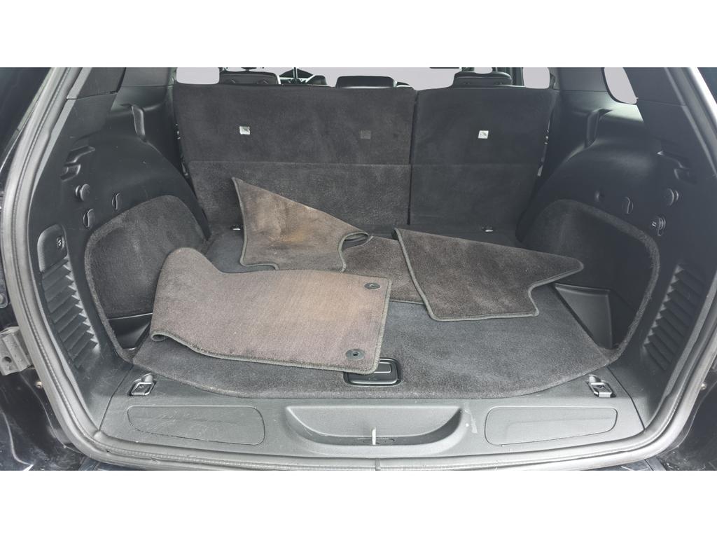 used 2018 Jeep Grand Cherokee car, priced at $17,991