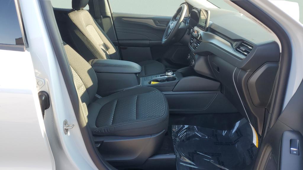 new 2026 Ford Escape car, priced at $25,177