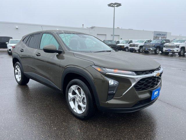 used 2024 Chevrolet Trax car, priced at $20,995