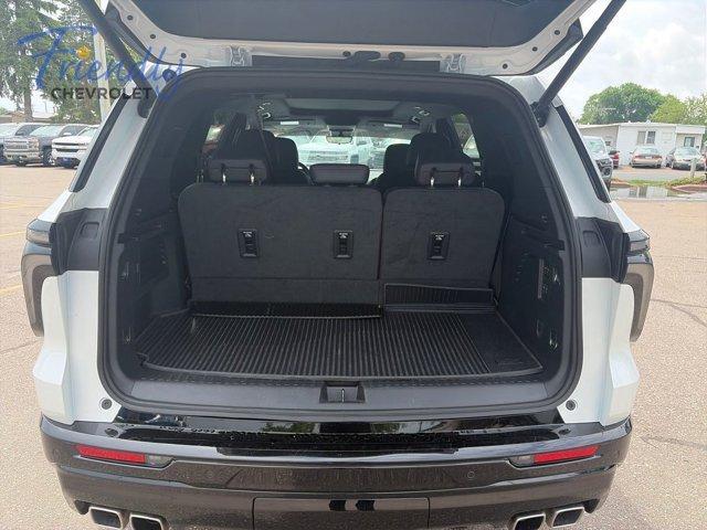 used 2024 Chevrolet Traverse car, priced at $45,995