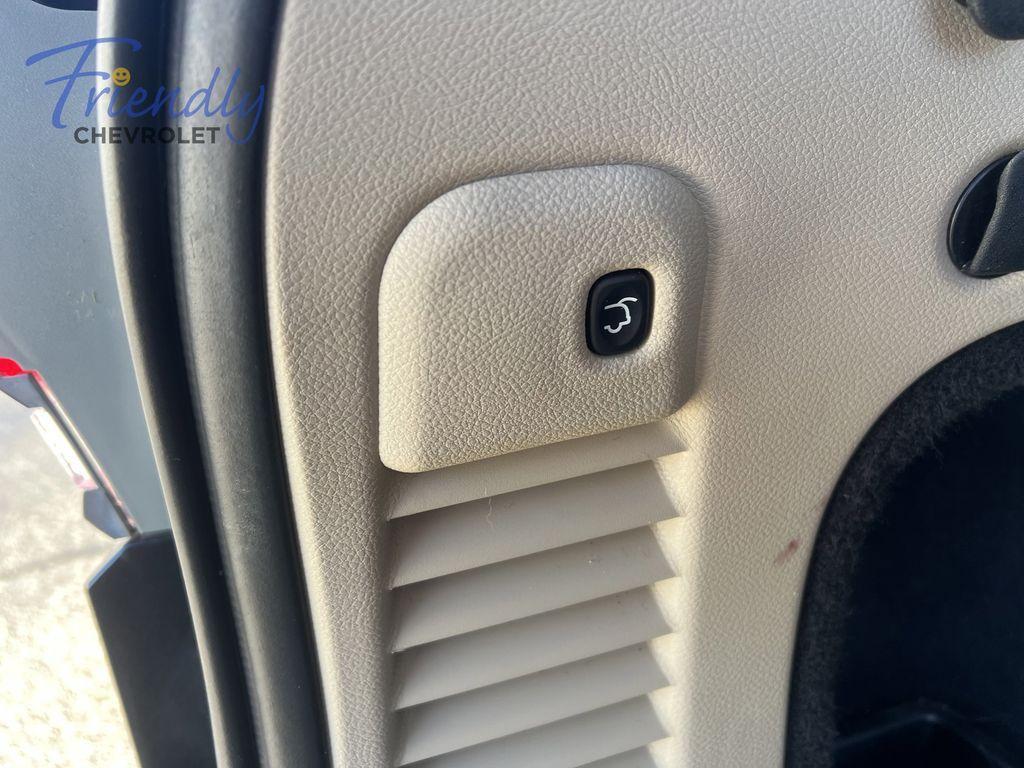 used 2018 Jeep Grand Cherokee car, priced at $13,695