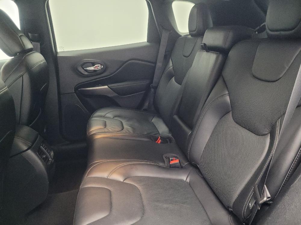 used 2020 Jeep Cherokee car, priced at $21,195