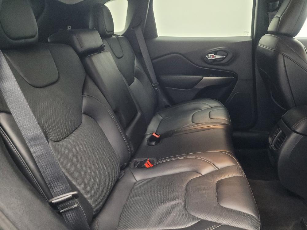 used 2020 Jeep Cherokee car, priced at $21,195