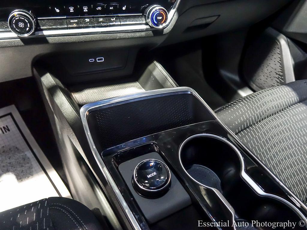 new 2026 Chevrolet Equinox car, priced at $26,876