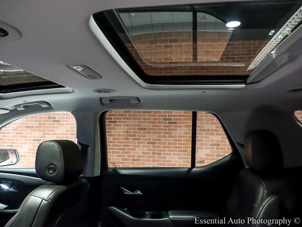 used 2021 Chevrolet Traverse car, priced at $26,199