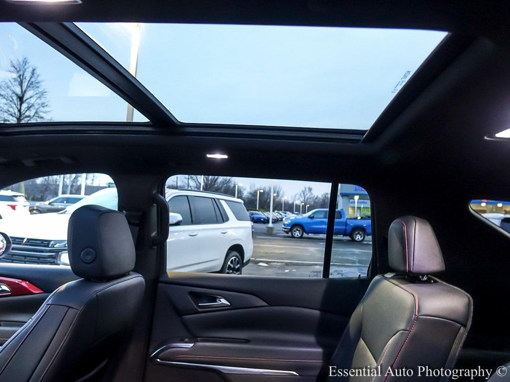 used 2024 Chevrolet Traverse car, priced at $46,043