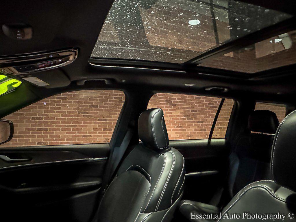 used 2024 Jeep Grand Cherokee L car, priced at $39,989