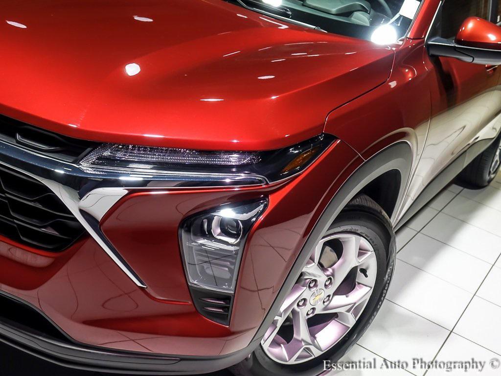 used 2025 Chevrolet Trax car, priced at $21,227