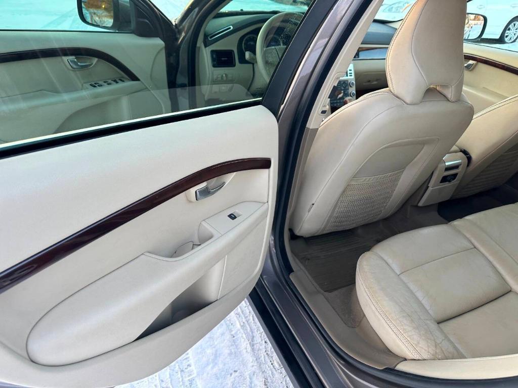 used 2011 Volvo XC70 car, priced at $6,755