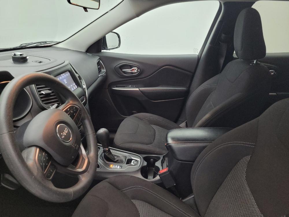 used 2019 Jeep Cherokee car, priced at $15,695