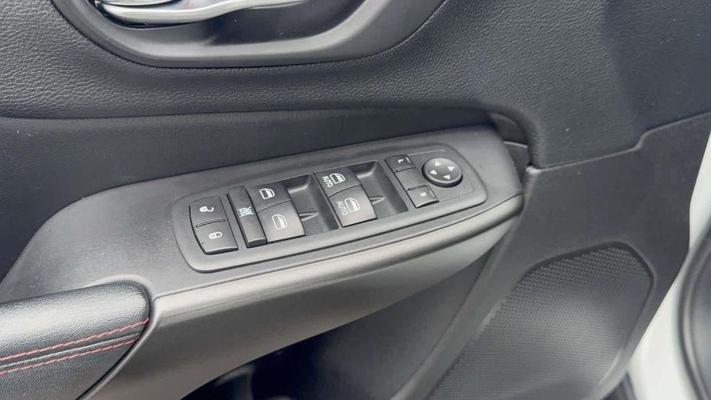 used 2020 Jeep Cherokee car, priced at $19,395