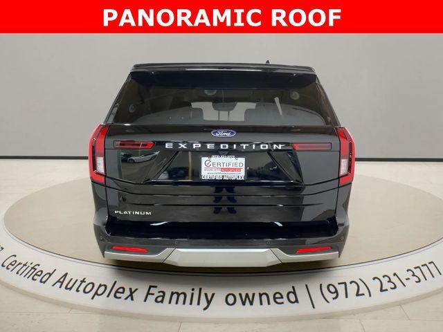 used 2025 Ford Expedition car, priced at $62,996