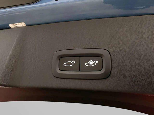 used 2025 Volvo XC40 car, priced at $31,996