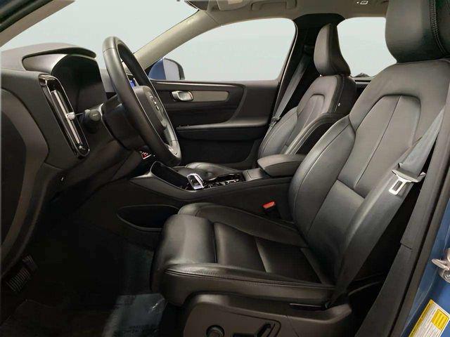 used 2025 Volvo XC40 car, priced at $31,996