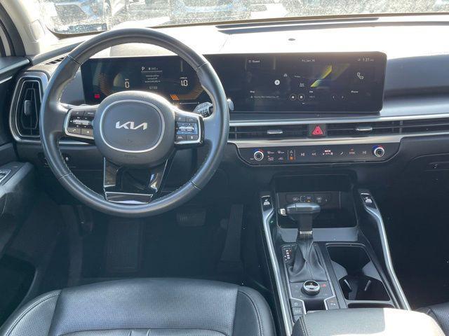 used 2024 Kia Sorento car, priced at $27,000