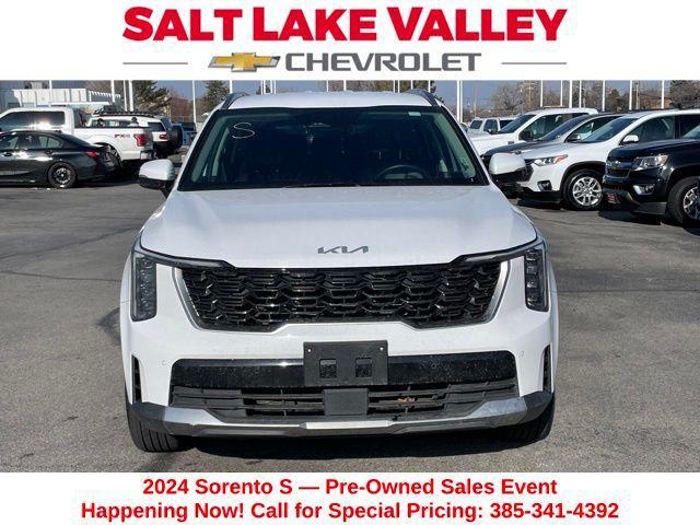 used 2024 Kia Sorento car, priced at $27,000