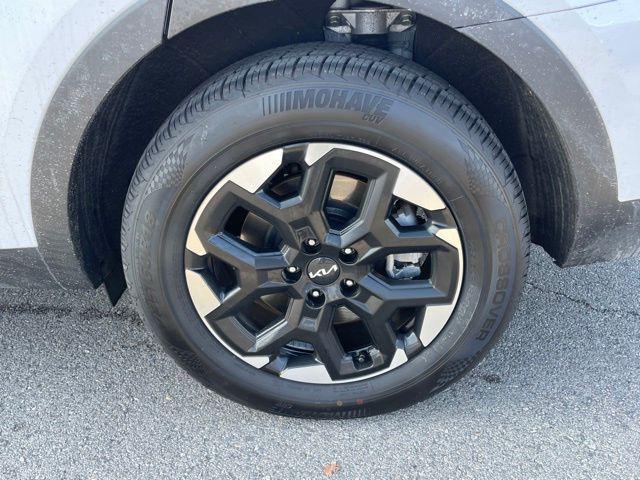 used 2024 Kia Sorento car, priced at $27,000