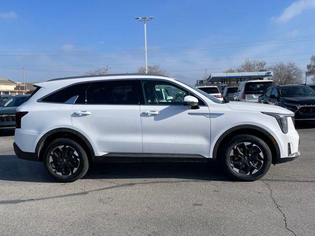 used 2024 Kia Sorento car, priced at $27,000