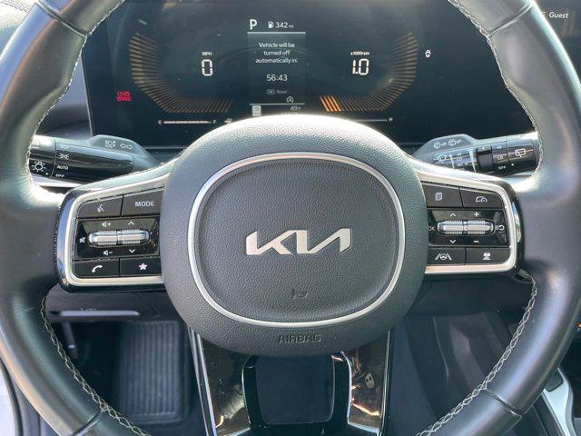 used 2024 Kia Sorento car, priced at $27,000