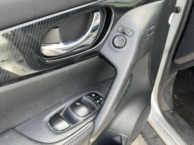 used 2019 Nissan Rogue car, priced at $16,000