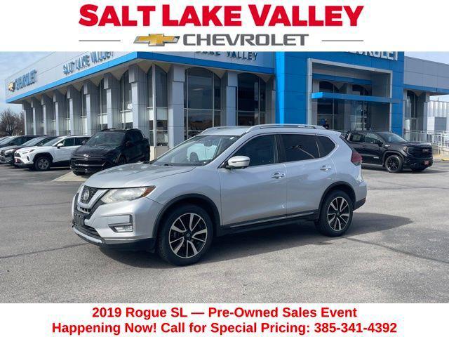 used 2019 Nissan Rogue car, priced at $16,777