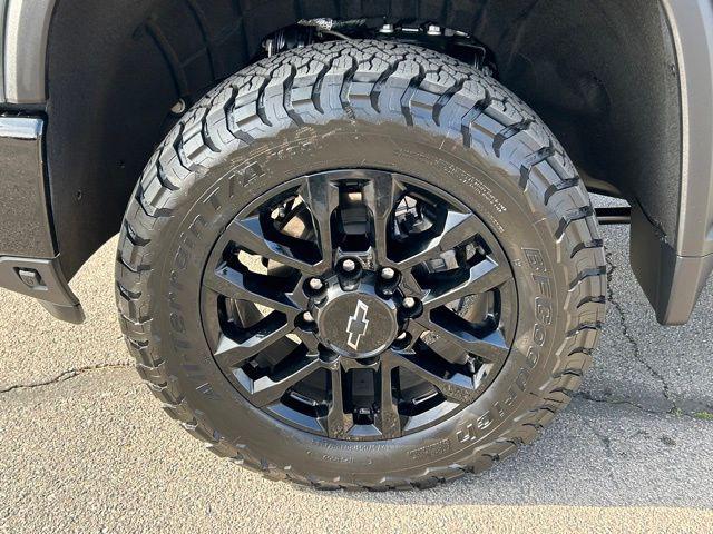 used 2026 Chevrolet Silverado 3500 car, priced at $70,000