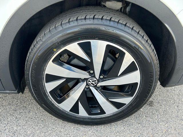 used 2023 Volkswagen ID.4 car, priced at $19,000