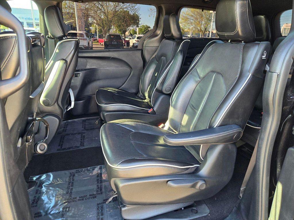 used 2020 Chrysler Pacifica Hybrid car, priced at $21,999