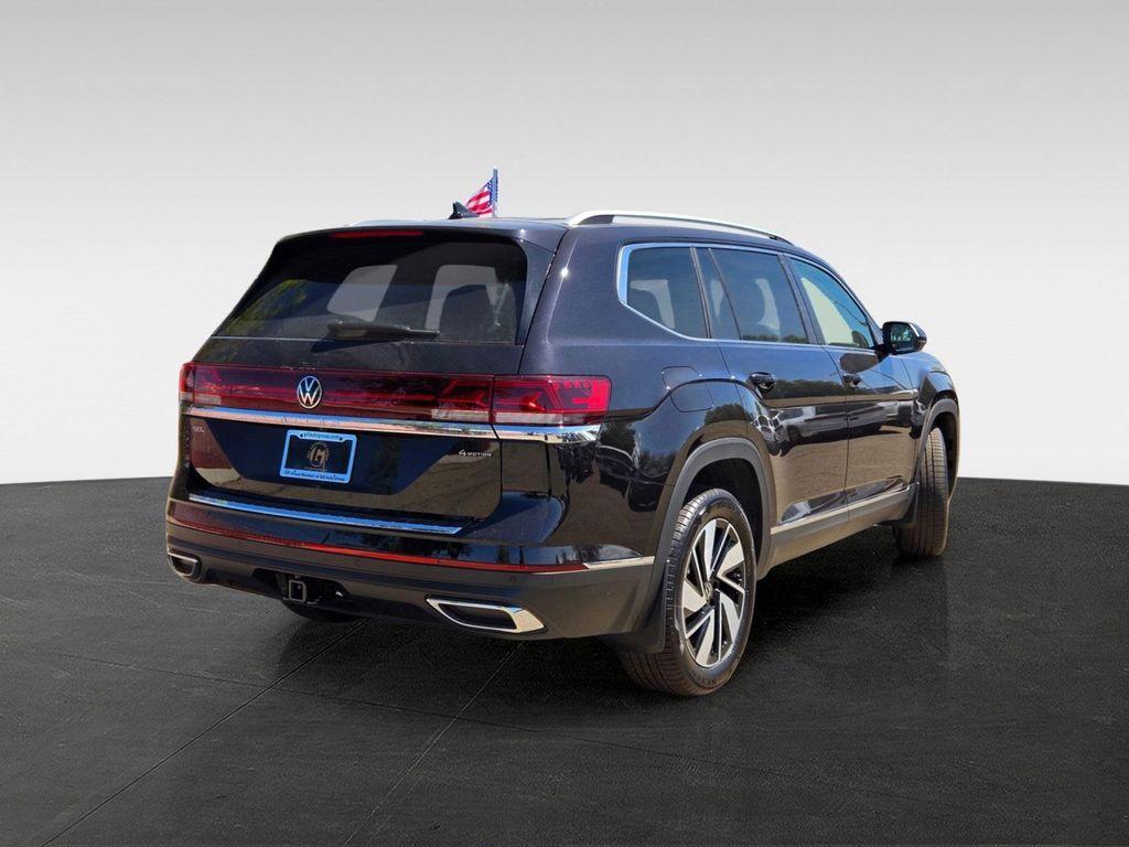 new 2026 Volkswagen Atlas car, priced at $49,076