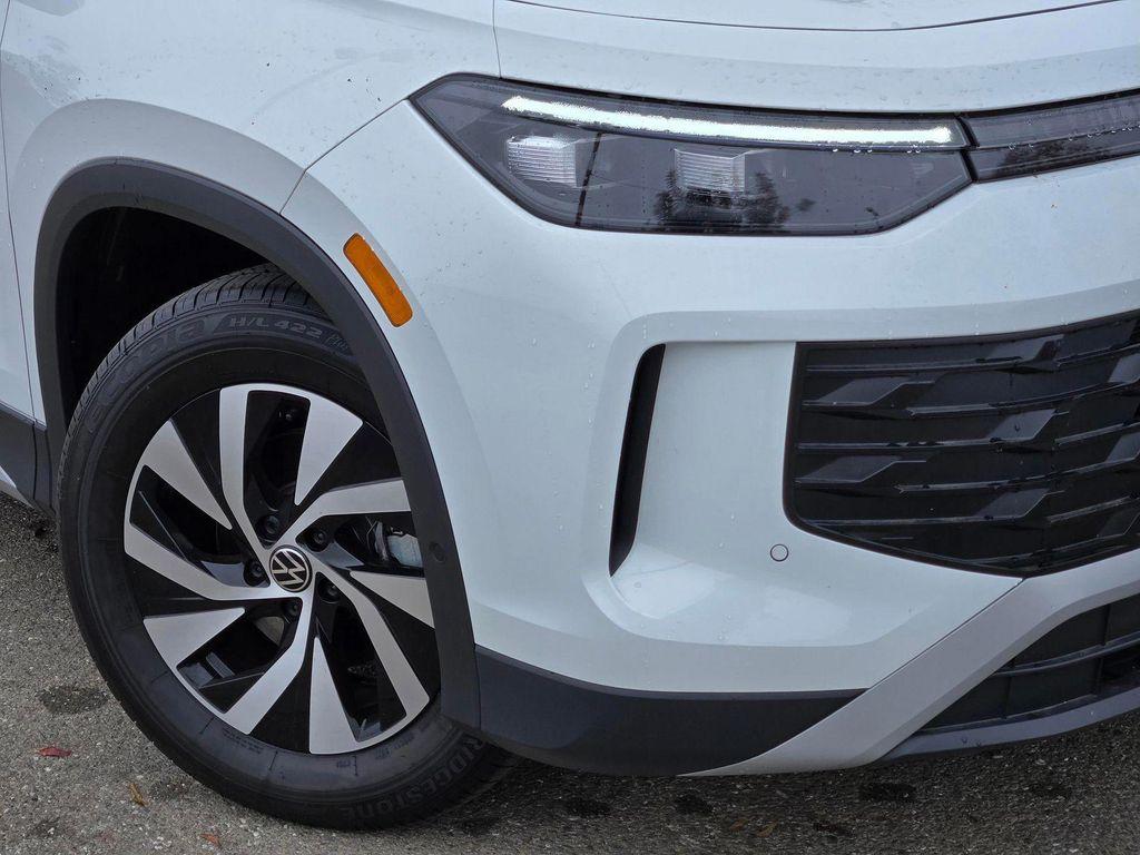 new 2026 Volkswagen Tiguan car, priced at $27,437
