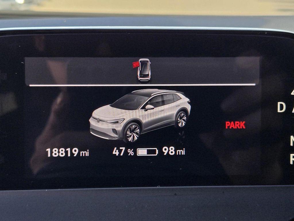 used 2024 Volkswagen ID.4 car, priced at $20,999