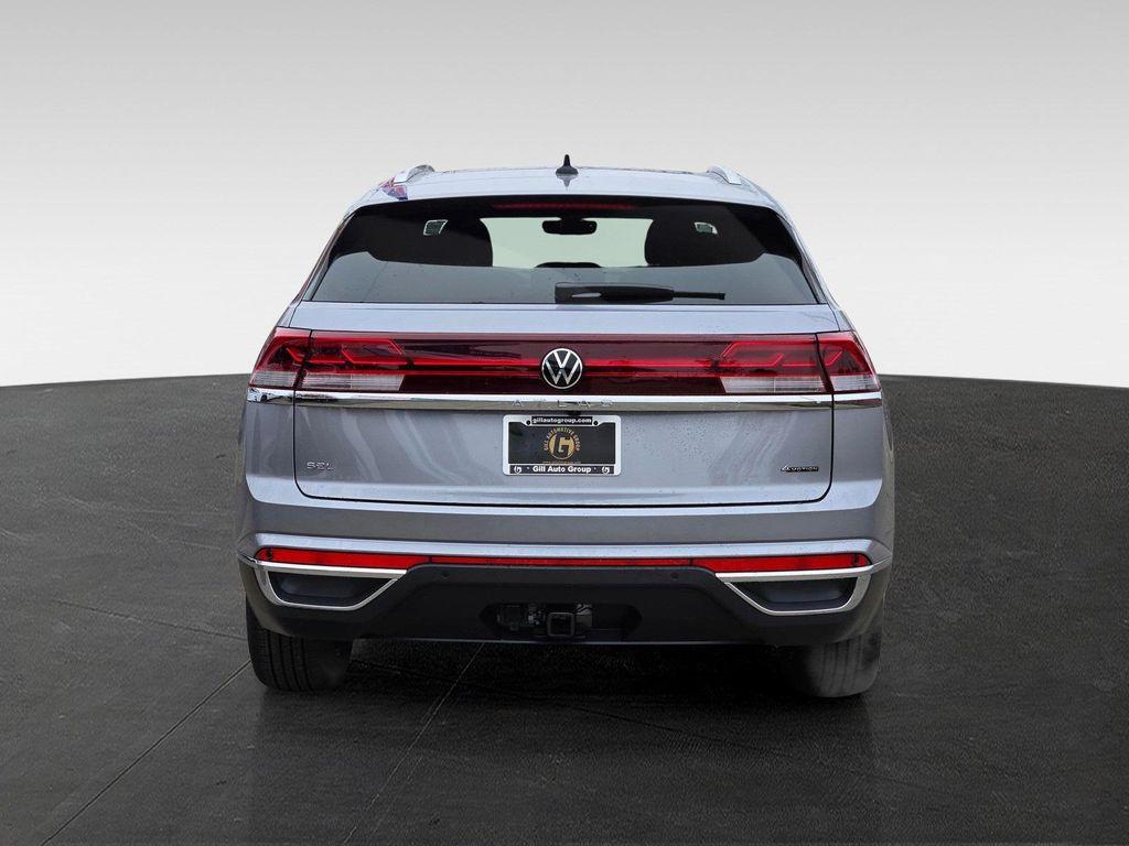new 2026 Volkswagen Atlas Cross Sport car, priced at $51,154
