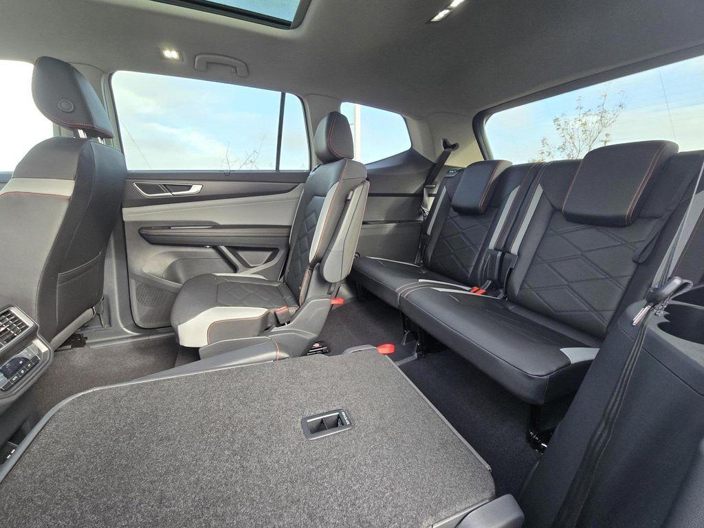 new 2026 Volkswagen Atlas car, priced at $51,935