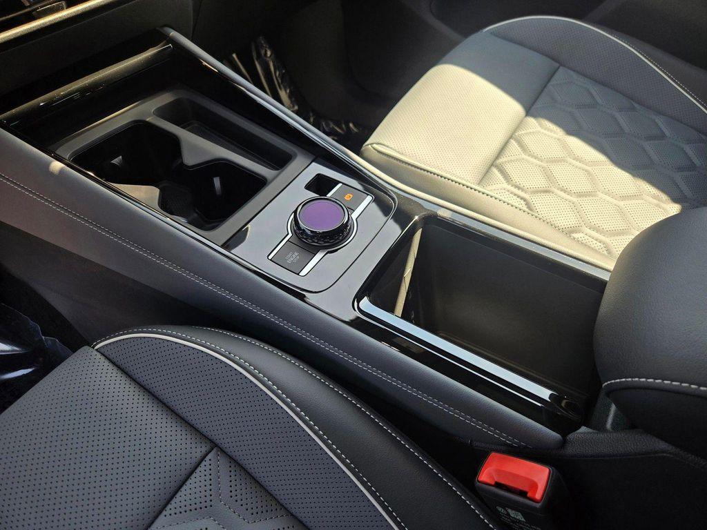 new 2026 Volkswagen Tiguan car, priced at $43,297