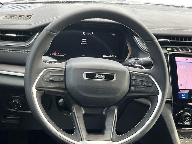 new 2025 Jeep Grand Cherokee car, priced at $42,977