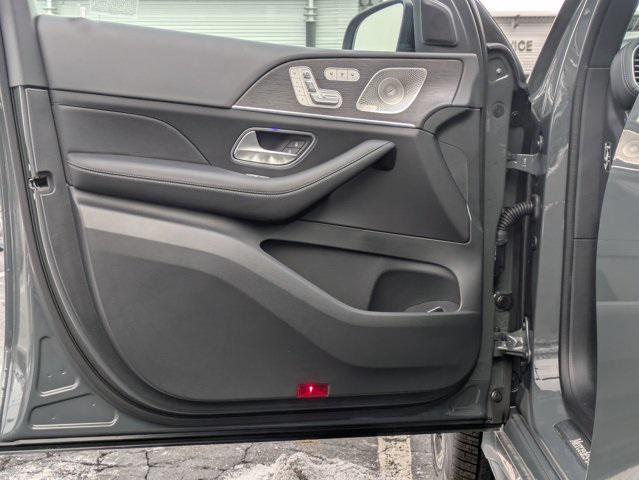 new 2026 Mercedes-Benz GLS 450 car, priced at $96,500