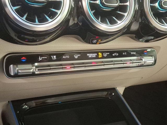 used 2022 Mercedes-Benz GLB 250 car, priced at $30,600