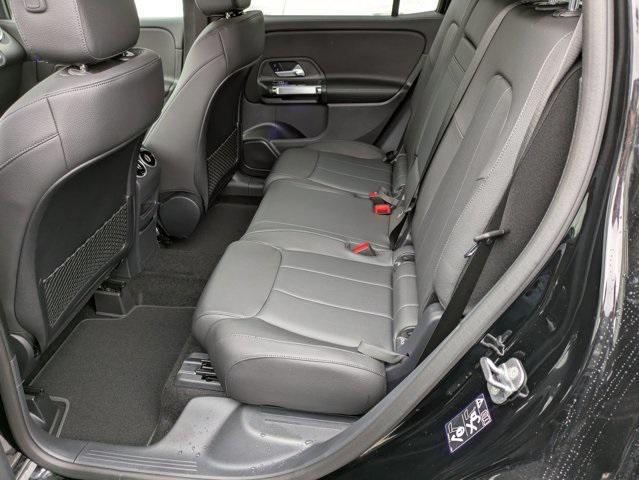 new 2025 Mercedes-Benz GLB 250 car, priced at $49,595