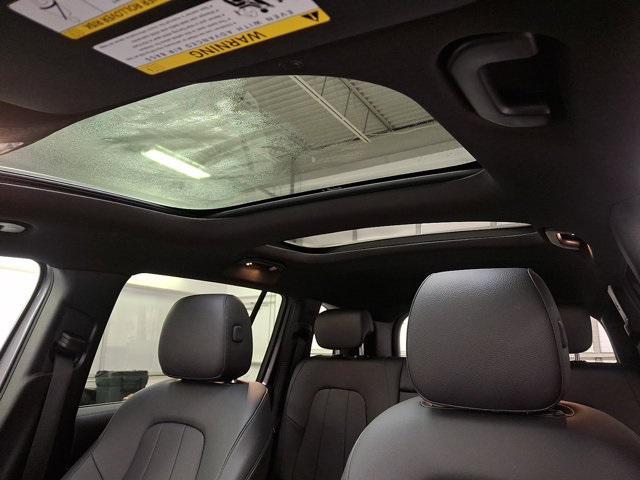 used 2023 Mercedes-Benz GLB 250 car, priced at $35,000