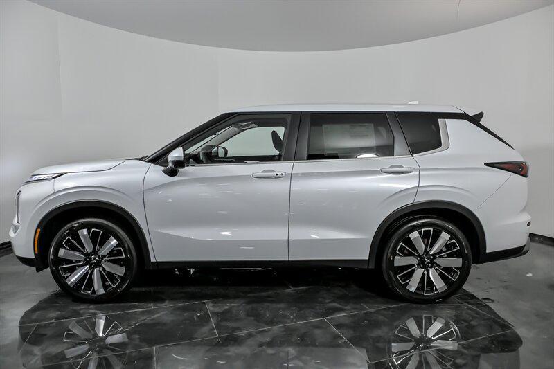 new 2026 Mitsubishi Outlander car, priced at $41,495
