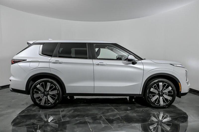new 2026 Mitsubishi Outlander car, priced at $41,495