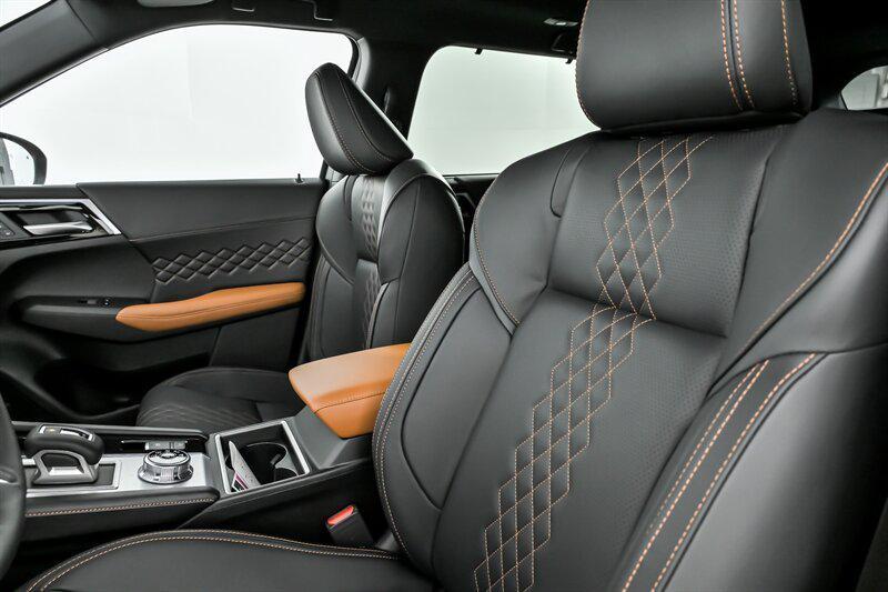 new 2025 Mitsubishi Outlander PHEV car, priced at $46,495