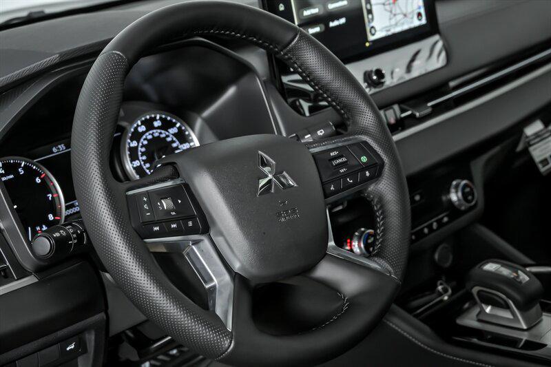 new 2026 Mitsubishi Outlander car, priced at $42,122