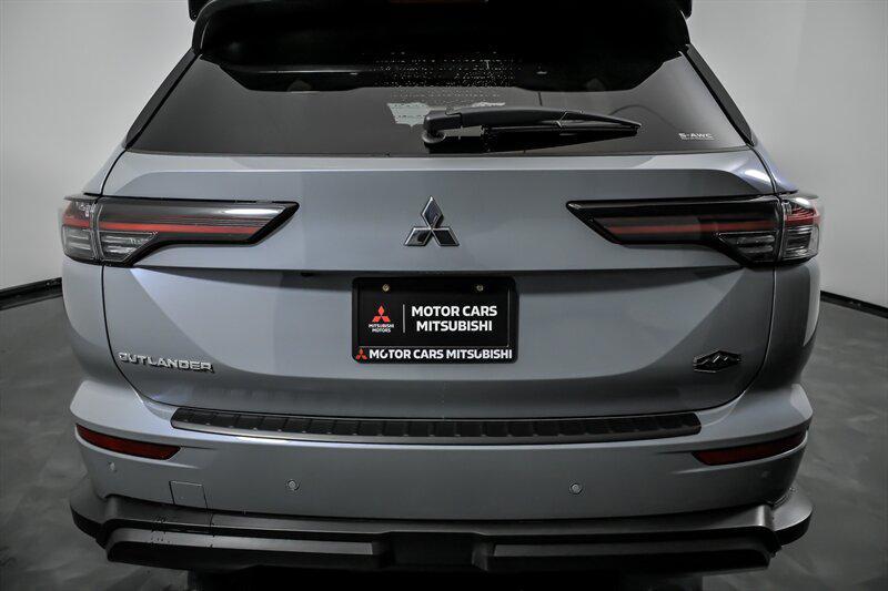 new 2026 Mitsubishi Outlander car, priced at $42,122
