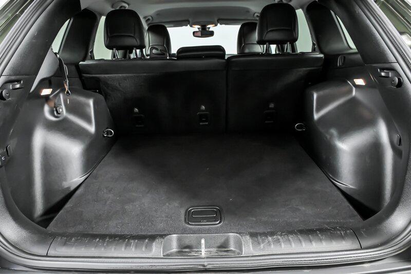 used 2020 Jeep Cherokee car, priced at $19,495