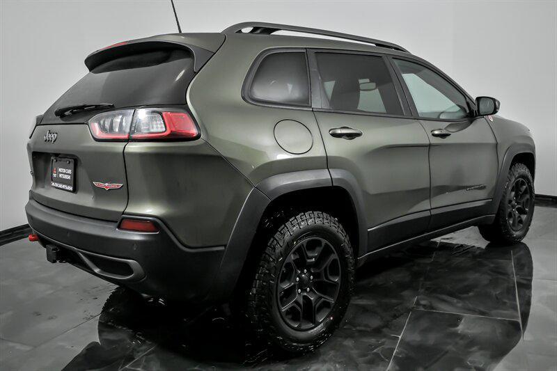 used 2020 Jeep Cherokee car, priced at $19,495