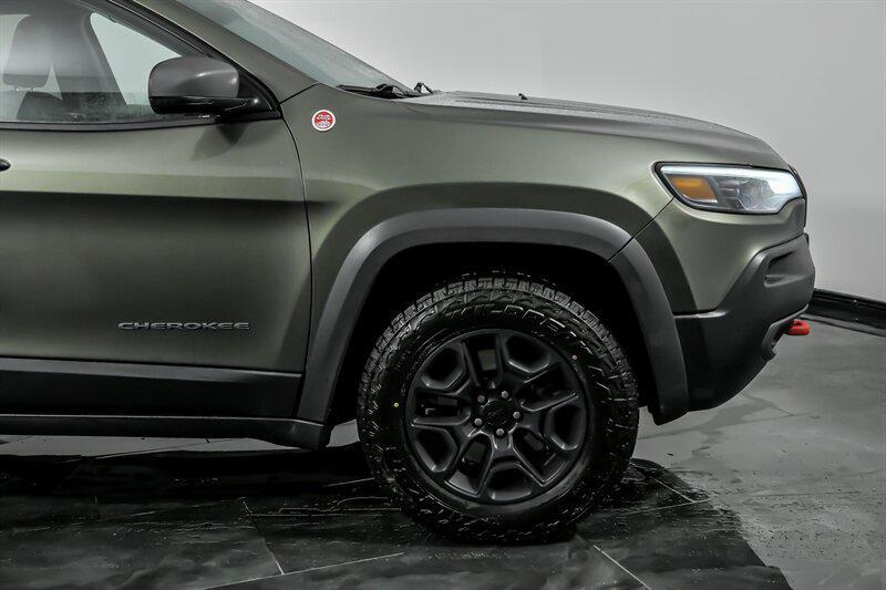 used 2020 Jeep Cherokee car, priced at $19,495