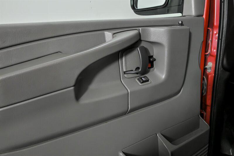 used 2014 GMC Savana 1500 car, priced at $23,995