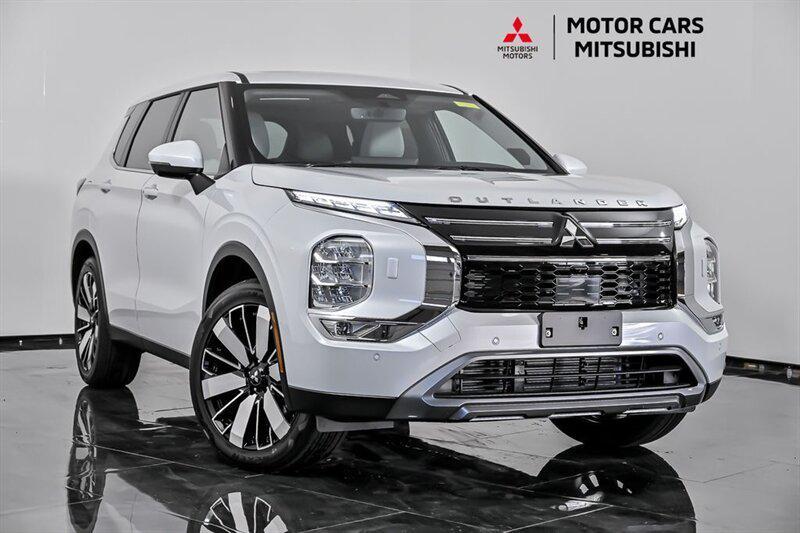 new 2025 Mitsubishi Outlander car, priced at $36,995