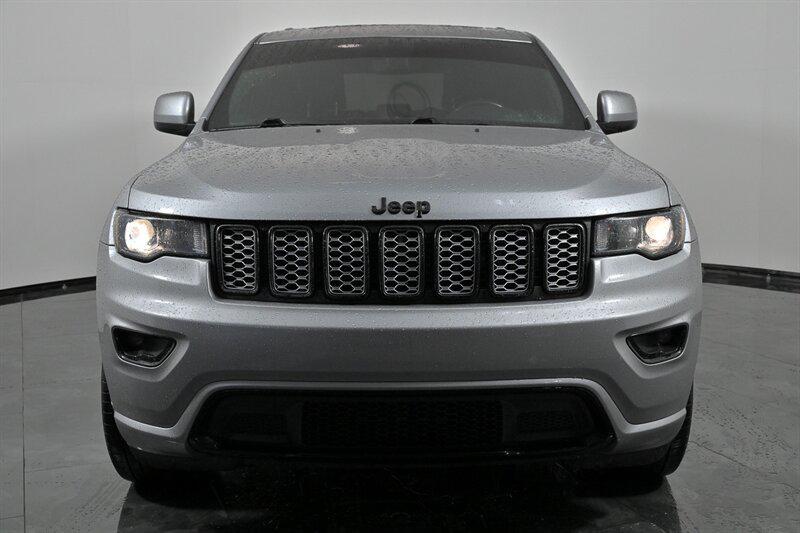 used 2020 Jeep Grand Cherokee car, priced at $18,495